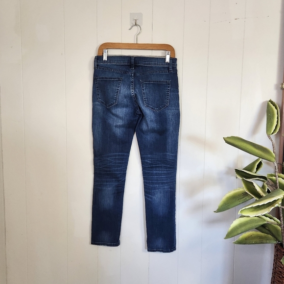 Gap Girlfriend High Rise Jeans Loose Cropped Boyfriend Boho Bohemian Denim 25 - Picture 3 of 9